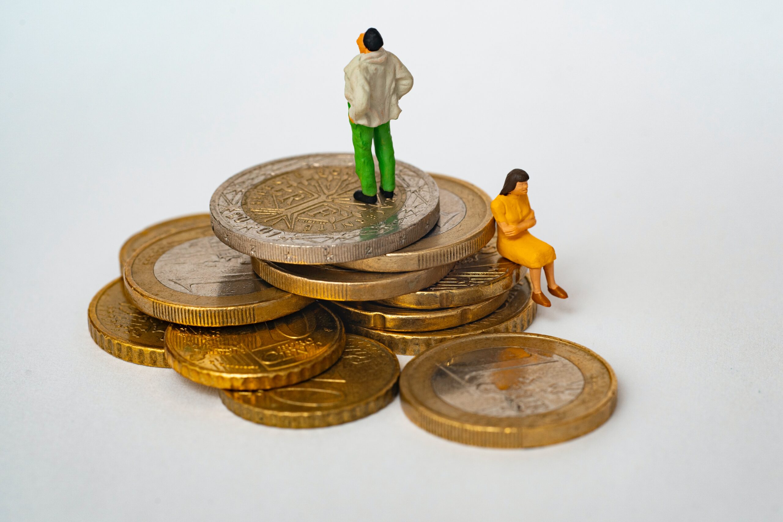 Financial challenges during divorce